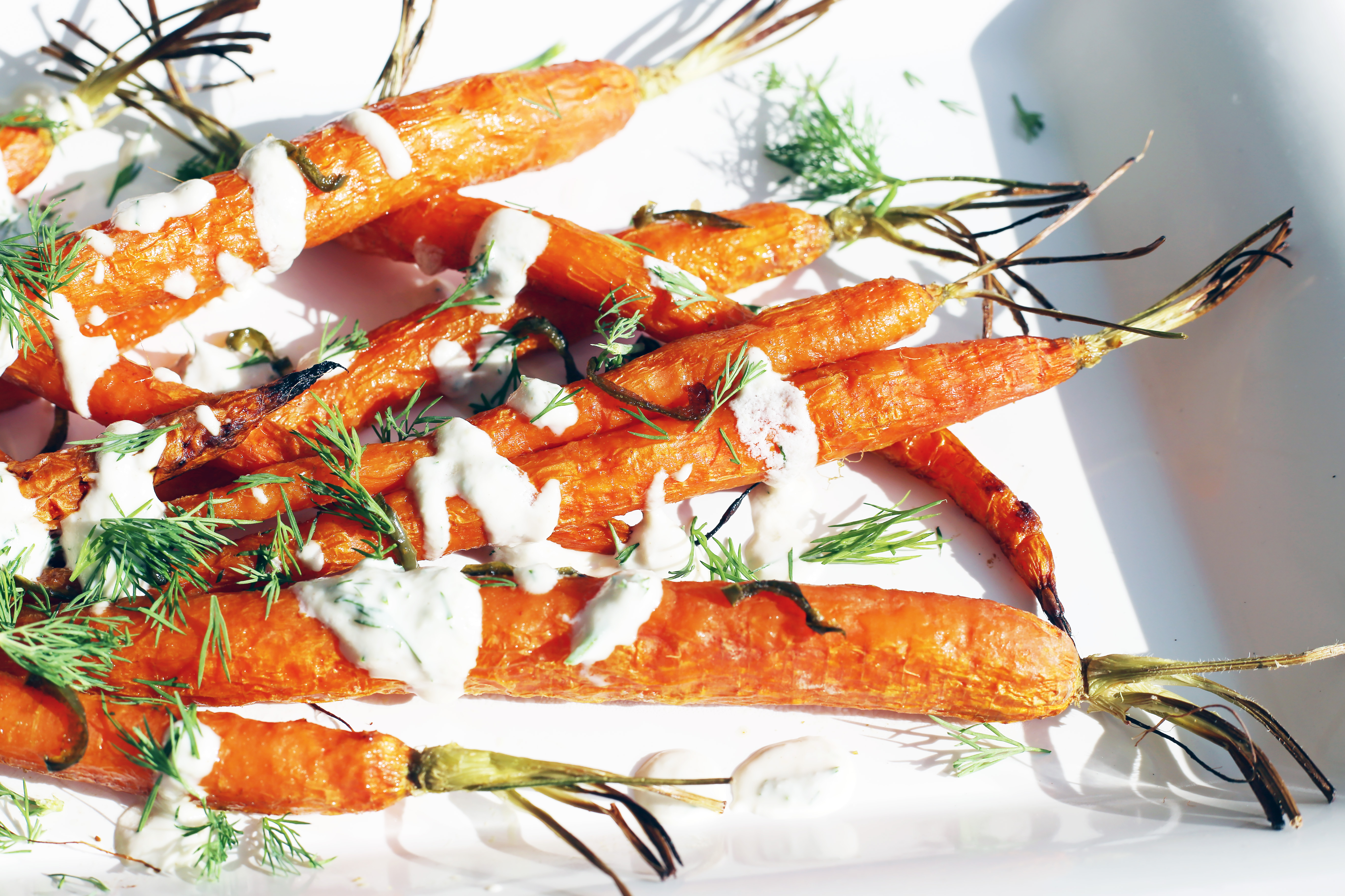 spicy-roasted-carrots-dill-dressing-closeup